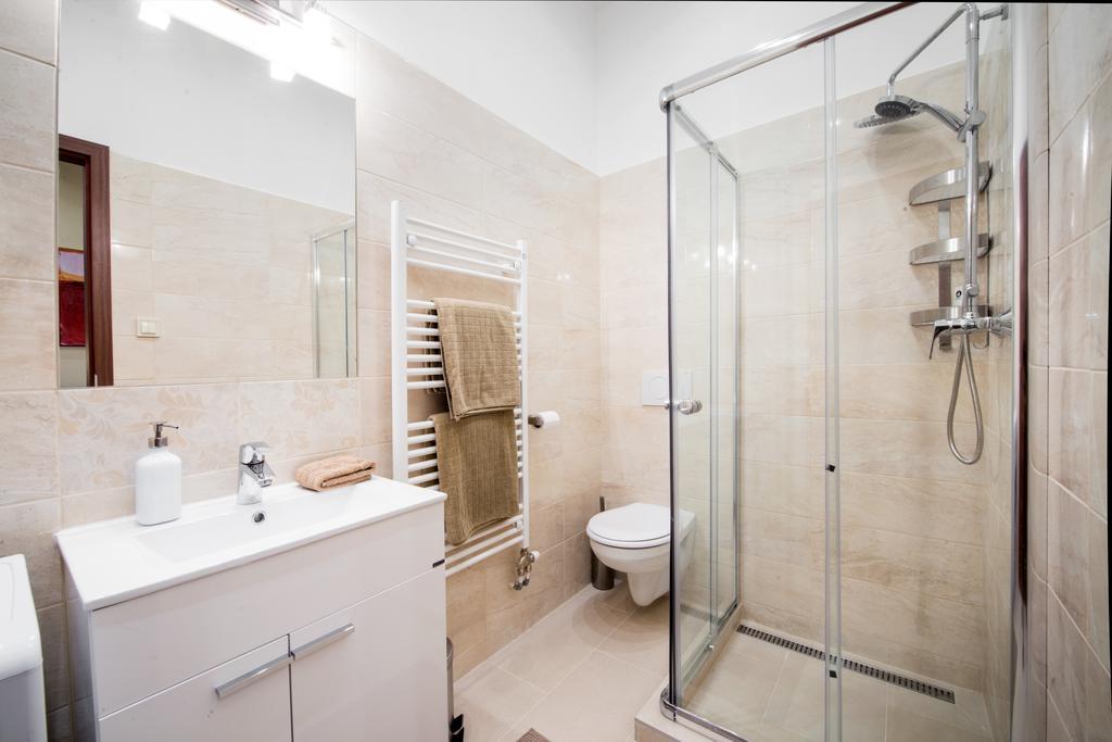 Little Boss Apartment Budapest Exterior foto